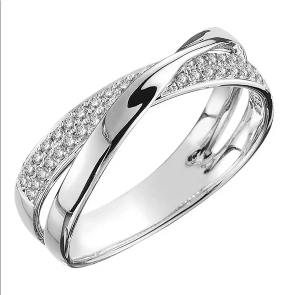 New Women’s 925 Silver Dazzling Diamond Ring - Picture 1 of 2